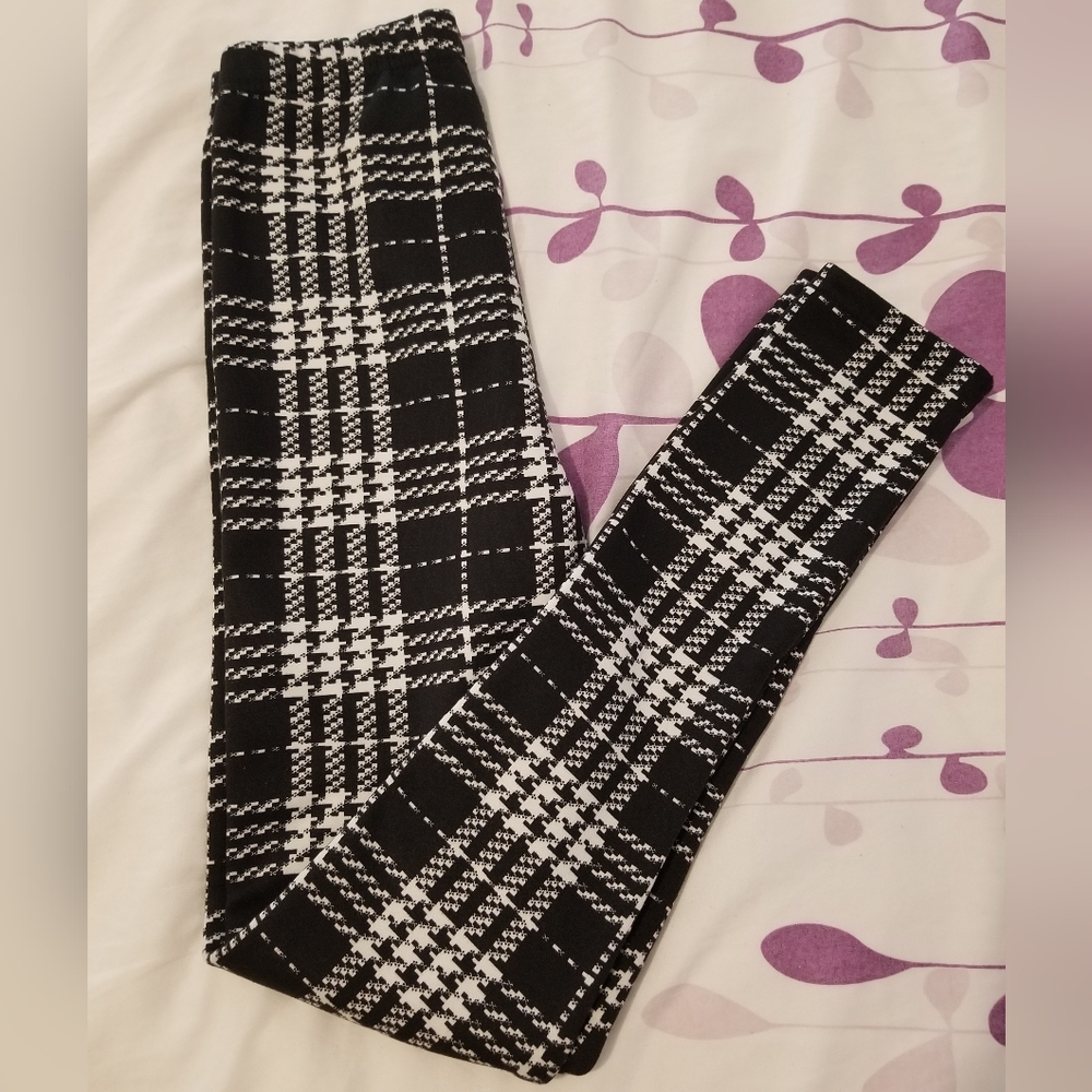 Just Cozy - Fleece Lined Leggings Plaid Pattern